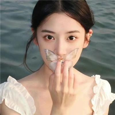 在江边